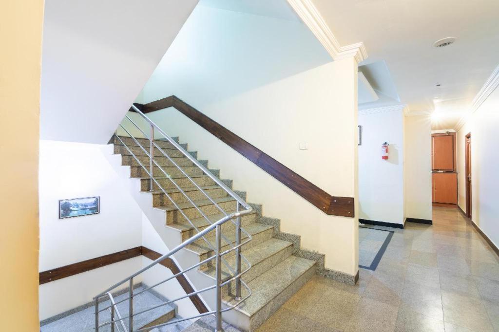 Hotelpearlinn Bangalore Bagian luar foto