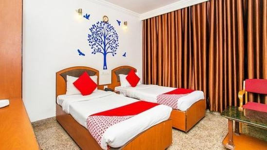 Hotelpearlinn Bangalore Bagian luar foto